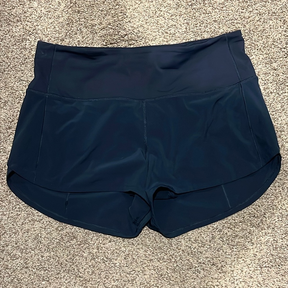 Lululemon high waisted 2.5 inseam navy shorts